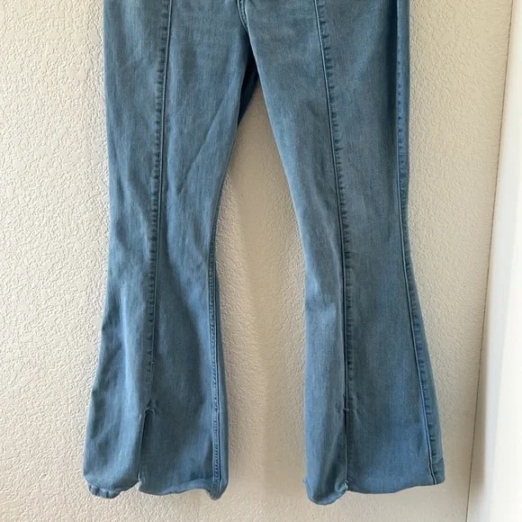 HOLLISTER Jeans Flare Junior's High Rise wide leg Stretch Light Wash Denim 13R - Picture 5 of 10